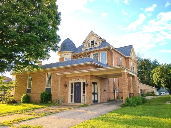 $90,000 | 717 5th Street, LaSalle, IL 61301