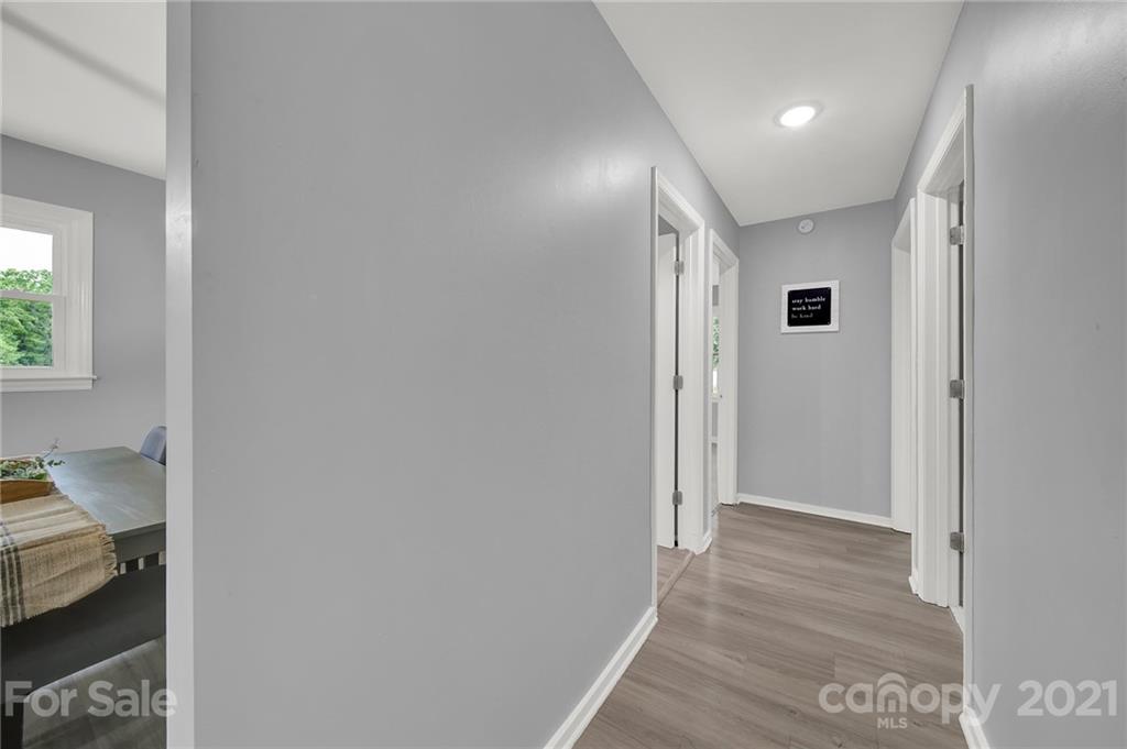 1586 Lloyd White Road Clover, SC 29710 - Photo 19 of 35 Gallery Image 19