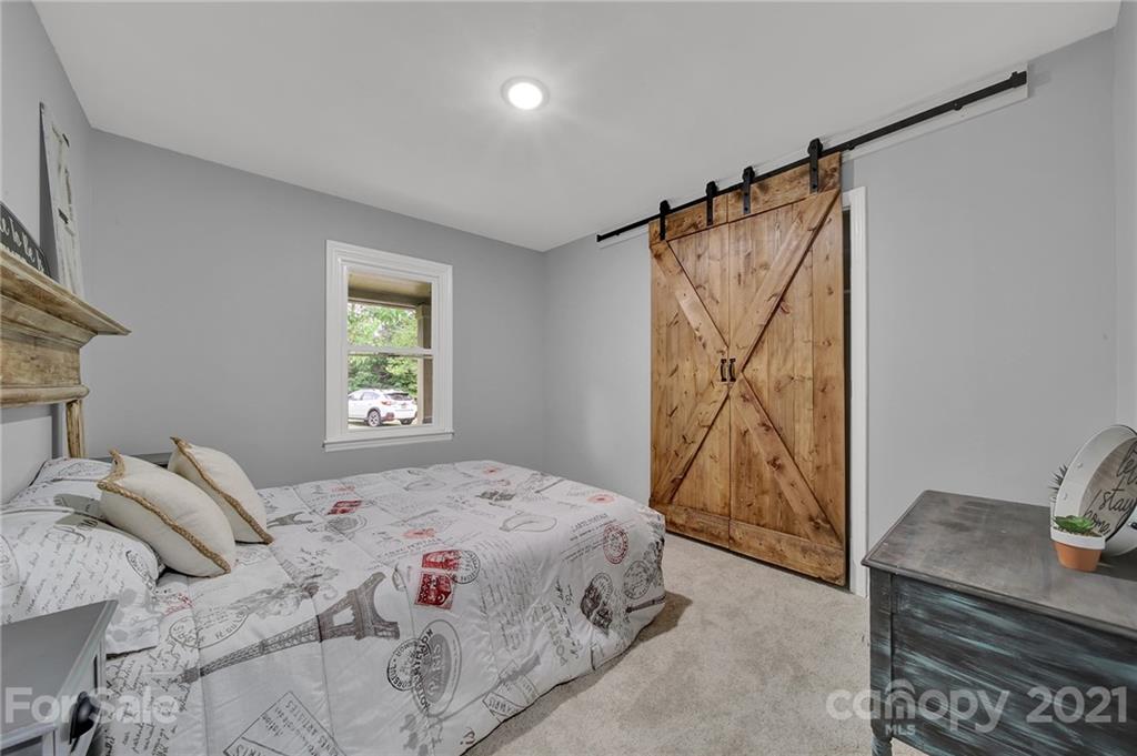 1586 Lloyd White Road Clover, SC 29710 - Photo 20 of 35 Gallery Image 20