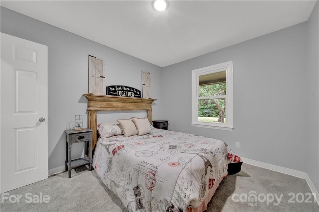 1586 Lloyd White Road Clover, SC 29710 - Photo 21 of 35 Gallery Image 21