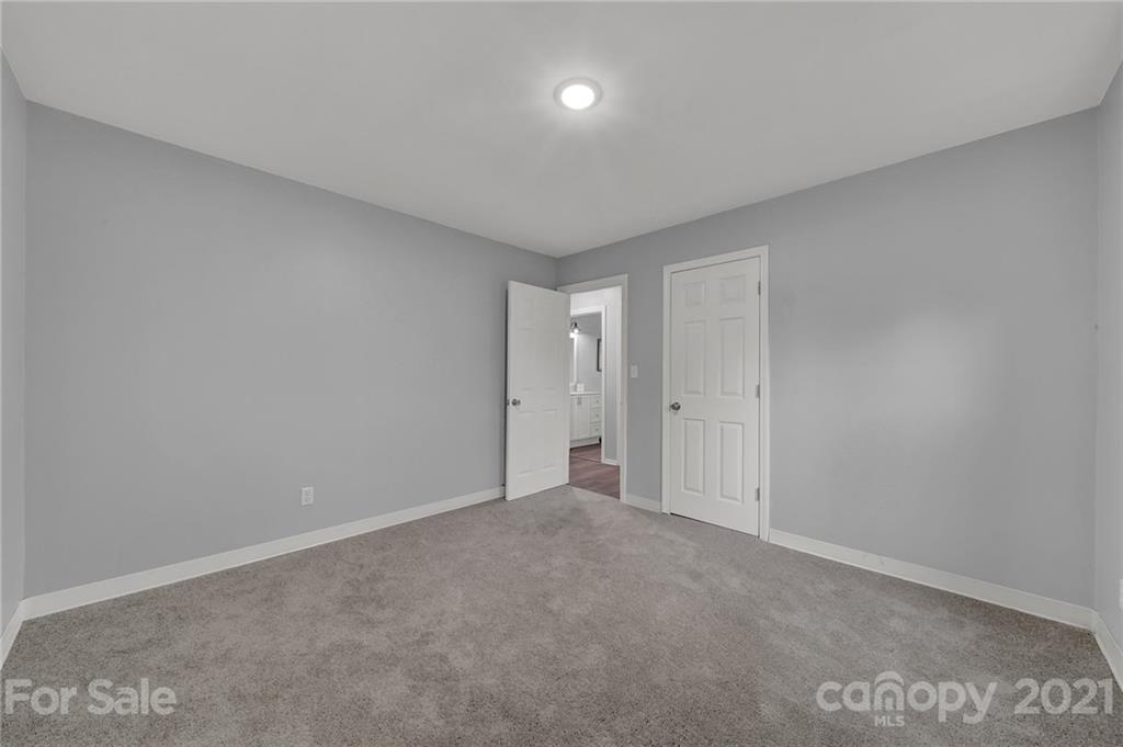 1586 Lloyd White Road Clover, SC 29710 - Photo 25 of 35 Gallery Image 25