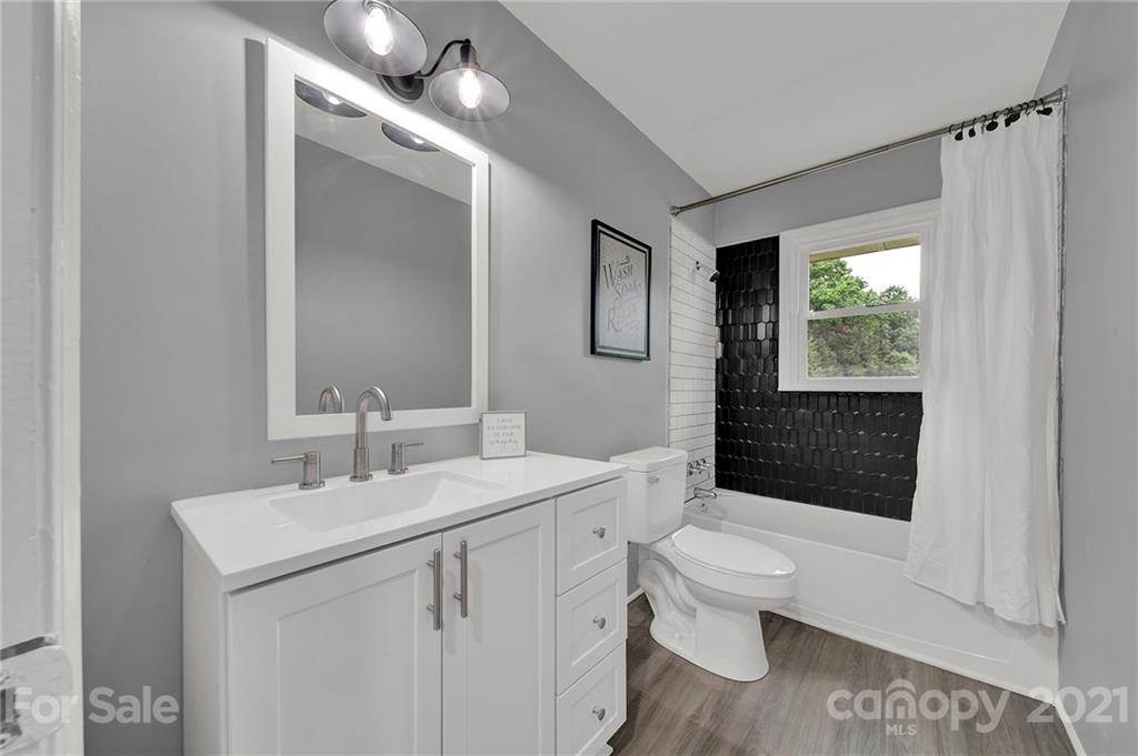 1586 Lloyd White Road Clover, SC 29710 - Photo 30 of 35 Gallery Image 30