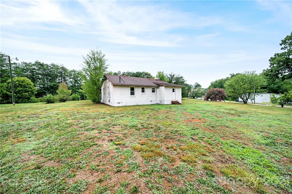 1586 Lloyd White Road Clover, SC 29710 - Photo 33 of 35 Gallery Image 33