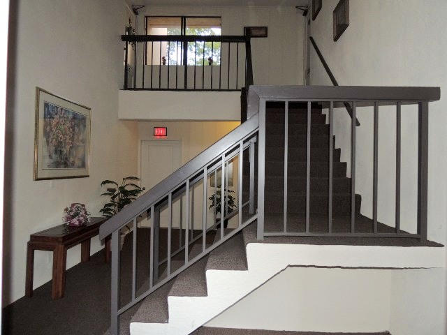 6481 Pumpkin Seed Circle, Unit 226 Boca Raton, FL 33433 - Photo 2 of 15 Lobby