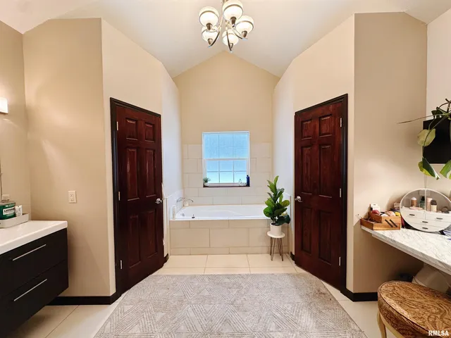 $398,500 | 5600 Termar Lane, Quincy, IL 62305