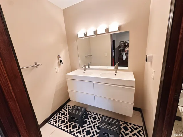 $398,500 | 5600 Termar Lane, Quincy, IL 62305