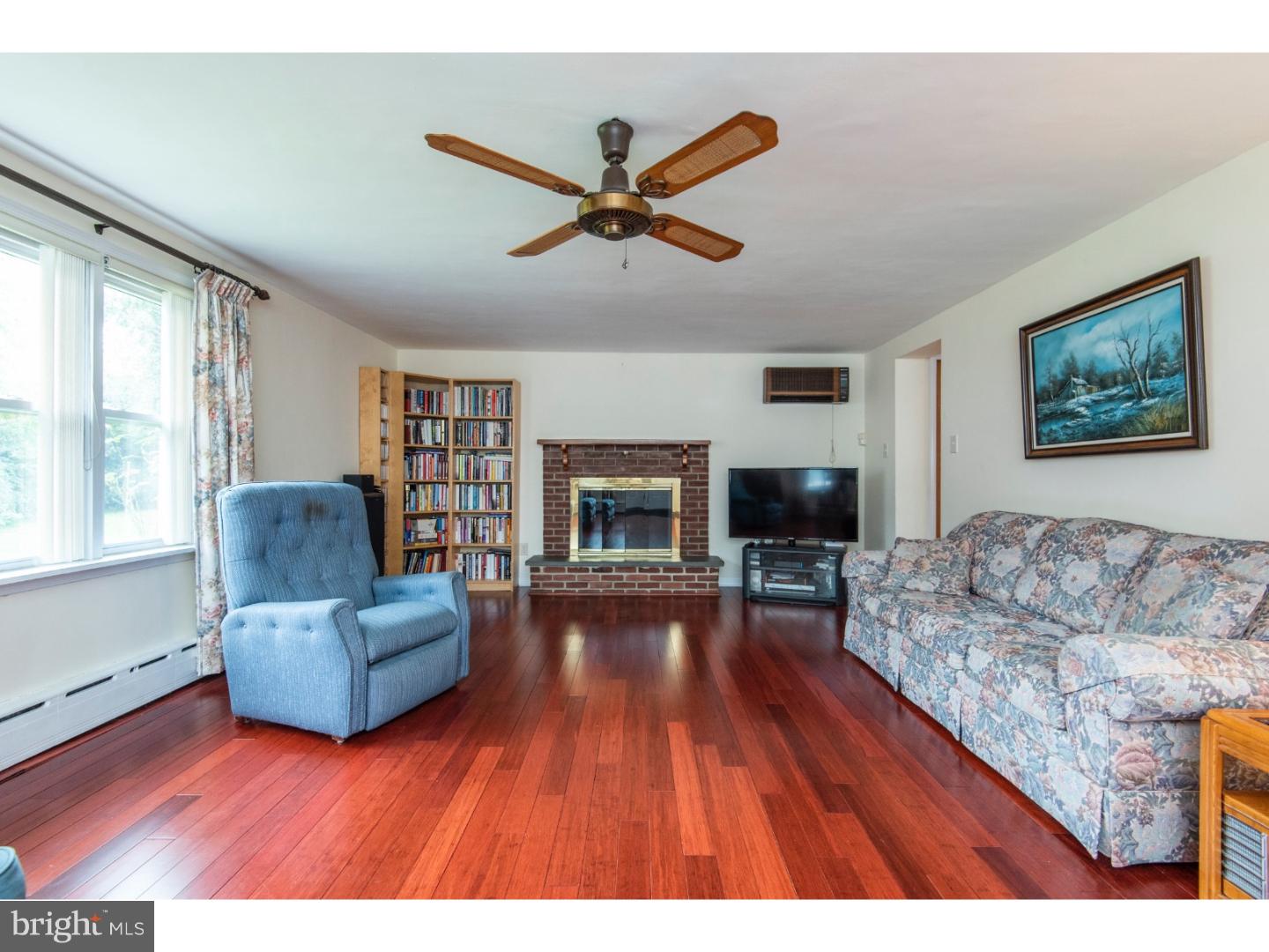 526 Sherman Road Springfield, PA 19064 - Photo 14 of 24 Family Room