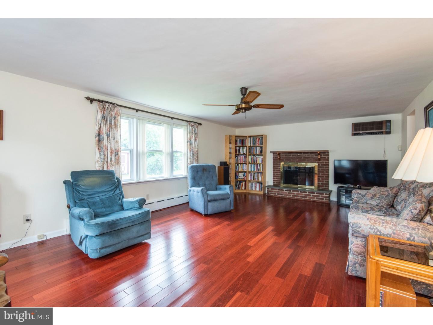 526 Sherman Road Springfield, PA 19064 - Photo 15 of 24 Family Room