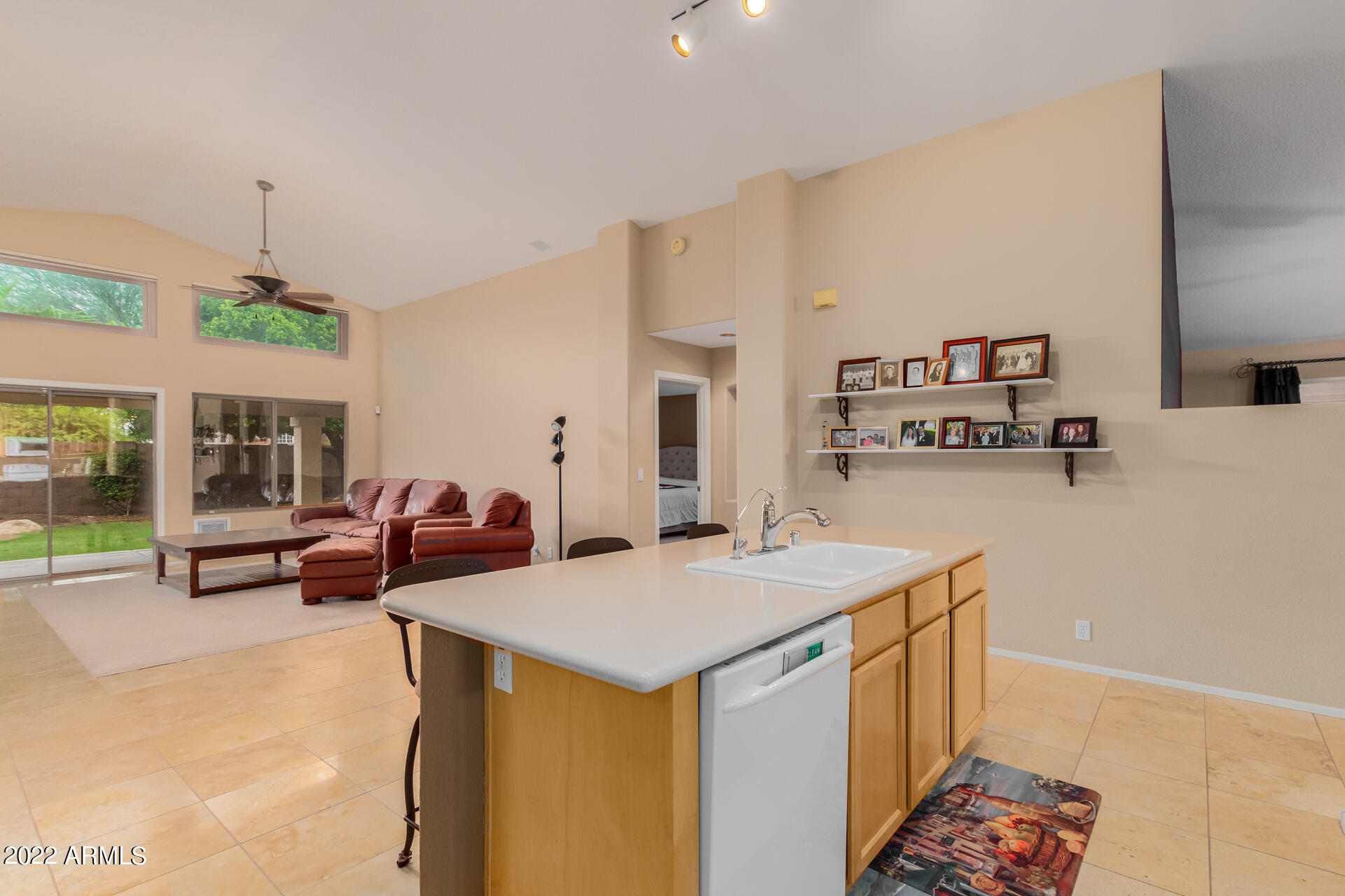 3937 East Agave Road Phoenix, AZ 85044 - Photo 13 of 32 Kitchen/Family room