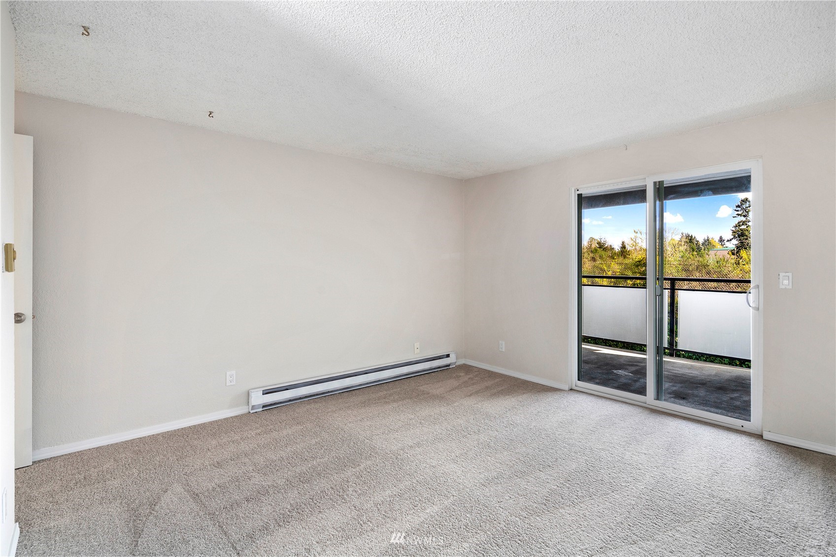 2617 Northeast 4th Street, Unit 114 Renton, WA 98056 - Photo 17 of 27 Gallery Image 17