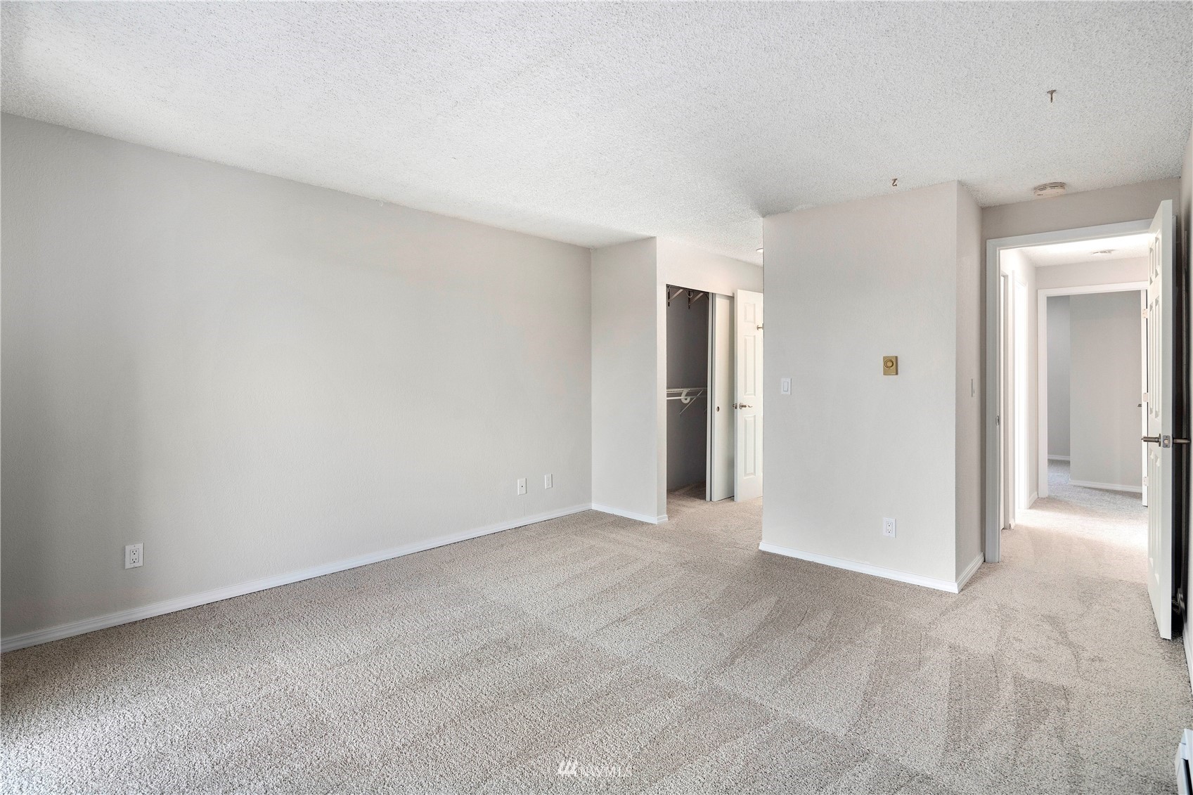 2617 Northeast 4th Street, Unit 114 Renton, WA 98056 - Photo 18 of 27 Gallery Image 18