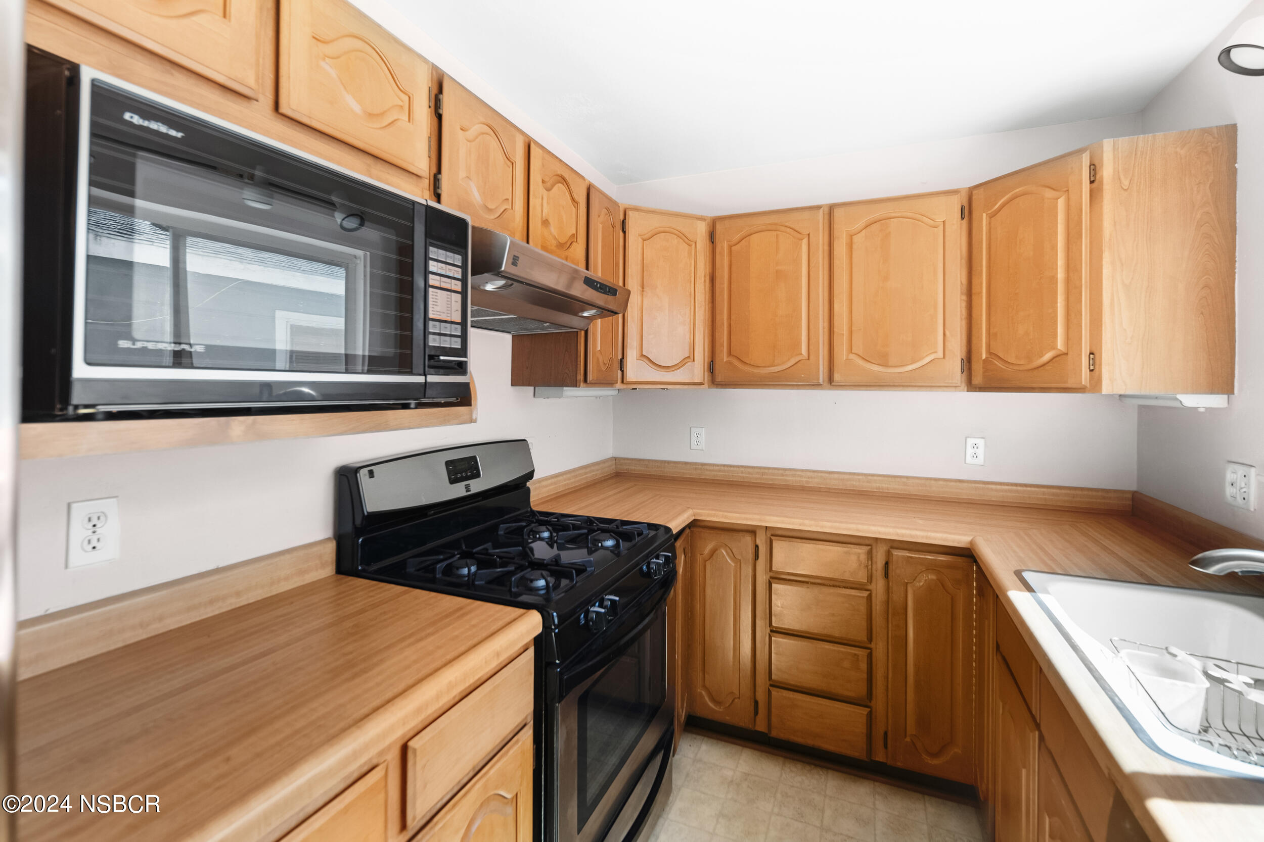 509 North Second Street Lompoc, CA 93436 - Photo 9 of 34 10_509 n 2nd st-9