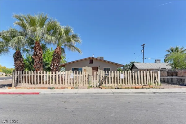 $1,495 | 1940 Merze Avenue, Unit B, Henderson, NV 89011