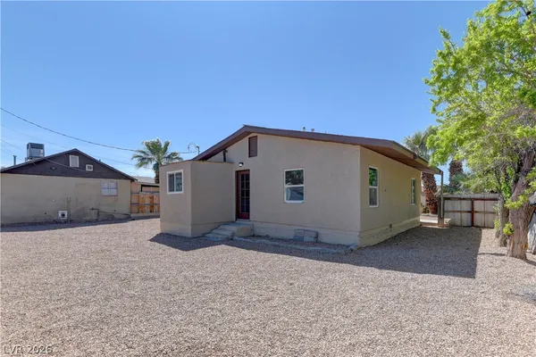 $1,495 | 1940 Merze Avenue, Unit B, Henderson, NV 89011
