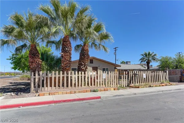 $1,495 | 1940 Merze Avenue, Unit B, Henderson, NV 89011