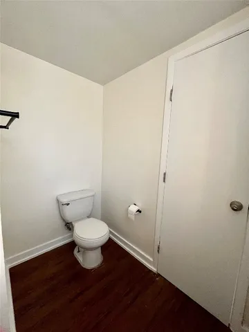 $1,250 | 3304 Red River Street, Unit 101, Austin, TX 78705