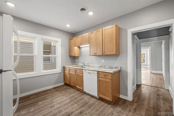 $279,900 | 148 Potomac Avenue, Buffalo, NY 14213