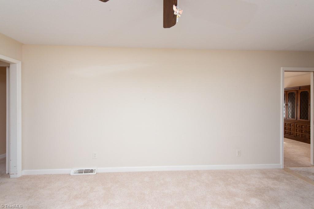 510 Gatewood Avenue High Point, NC 27262 - Photo 13 of 46 Dining room has space for large furniture