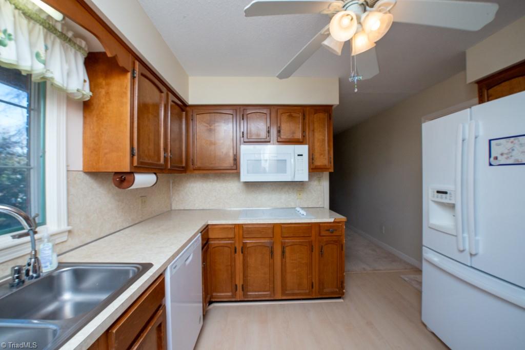 510 Gatewood Avenue High Point, NC 27262 - Photo 21 of 46