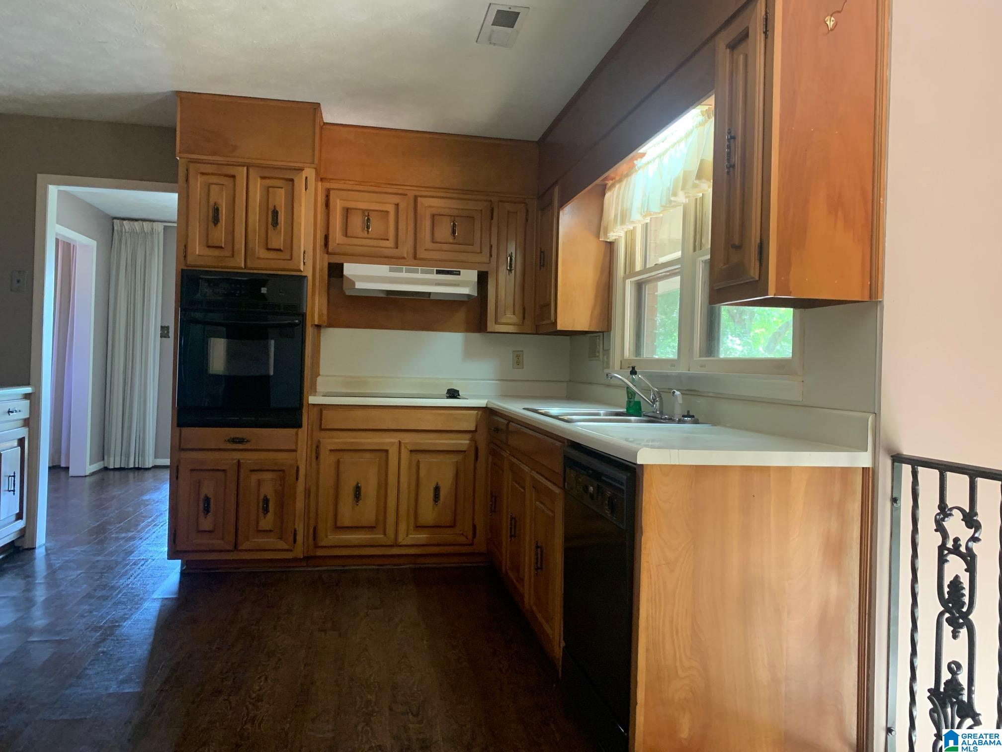 102 Beverly Road Anniston, AL 36206 - Photo 19 of 35
