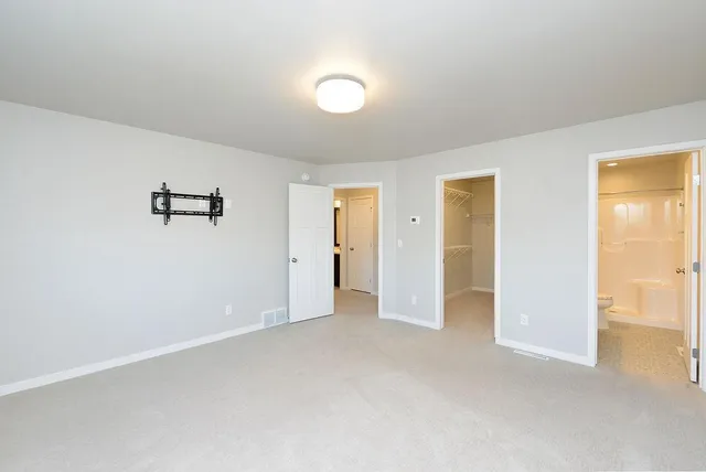 $393,000 | 7421 18th Street South, Fargo, ND 58104