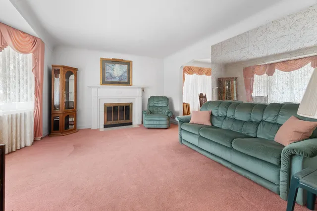 $380,000 | 6247 North Neenah Avenue, Chicago, IL 60631