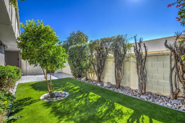 $3,200 | 8647 East Devonshire Avenue, Scottsdale, AZ 85251