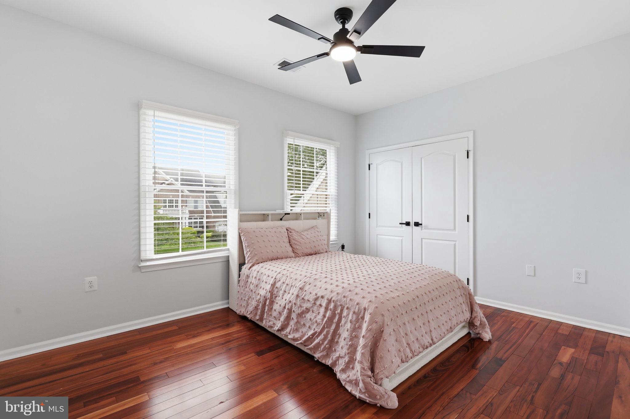 18426 Rim Rock Circle Leesburg, VA 20176 - Photo 32 of 60 Bright and inviting bedroom retreat.