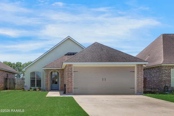 $253,000 | 143 Rue Village, Maurice, LA 70555