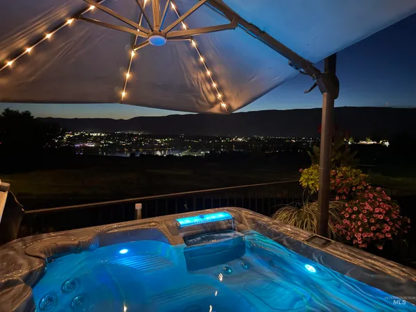 $525,000 | 526 Valley Vista Boulevard, Lewiston, ID 83501