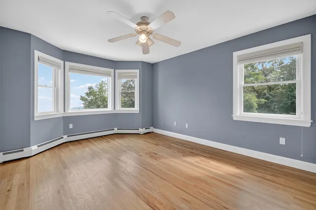 $1,899,999 | 10 Soluri Lane, Tomkins Cove, NY 10986