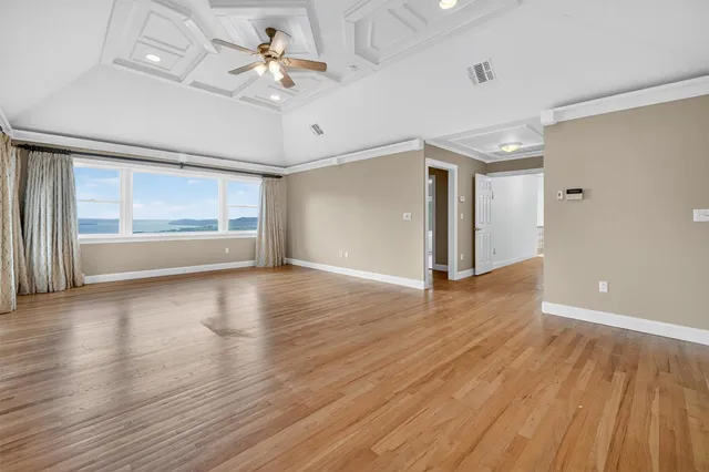 $1,899,999 | 10 Soluri Lane, Tomkins Cove, NY 10986