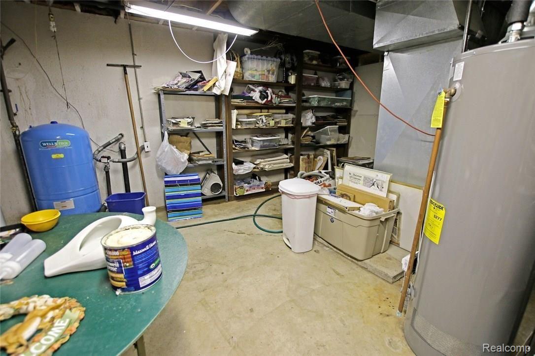 6451 Oakhill Road Clarkston, MI 48348 - Photo 43 of 52 43) Basement Utility Room.jpg