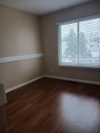 $293,000 | 734 Colorado Court, Unit 734, Carol Stream, IL 60188