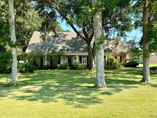 $740,000 | 2920 Highway 182, Patterson, LA 70392