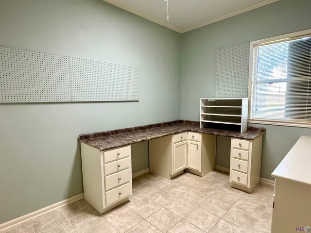 $740,000 | 2920 Highway 182, Patterson, LA 70392