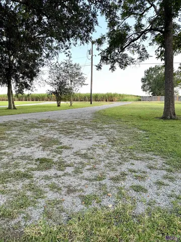 $740,000 | 2920 Highway 182, Patterson, LA 70392