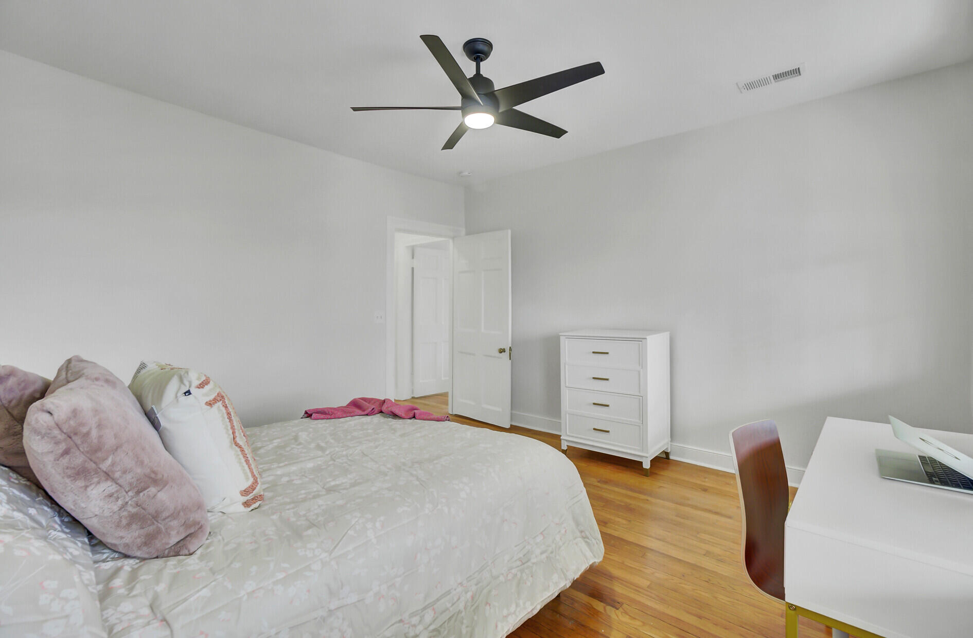 210 Calhoun Street, Unit 210C Charleston, SC 29401 - Photo 20 of 36 20