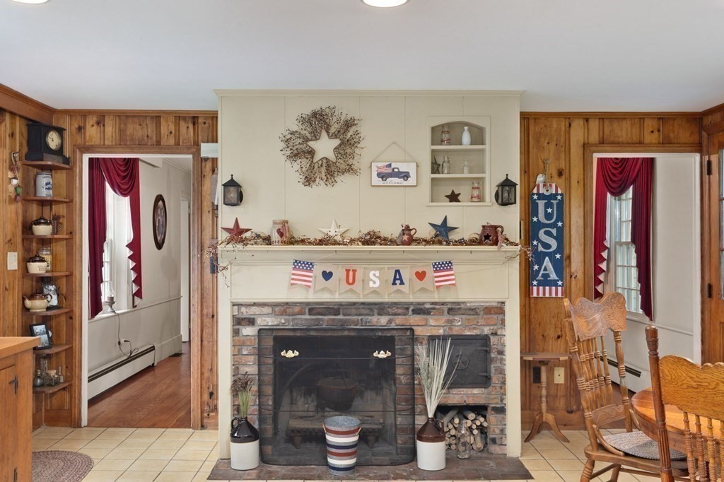 28 Spring Street Hanson, MA 02341 - Photo 7 of 42