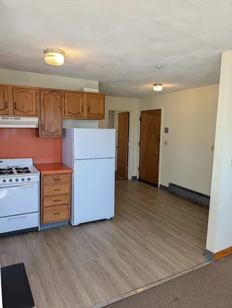 $2,200 | 569 Somerville Avenue, Unit 5, Somerville, MA 02143