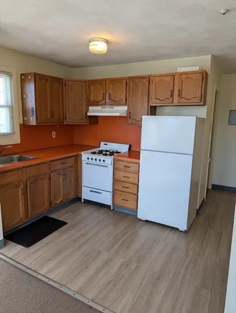 $2,200 | 569 Somerville Avenue, Unit 5, Somerville, MA 02143