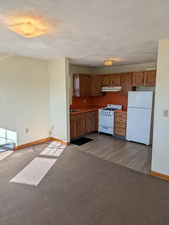 $2,200 | 569 Somerville Avenue, Unit 5, Somerville, MA 02143