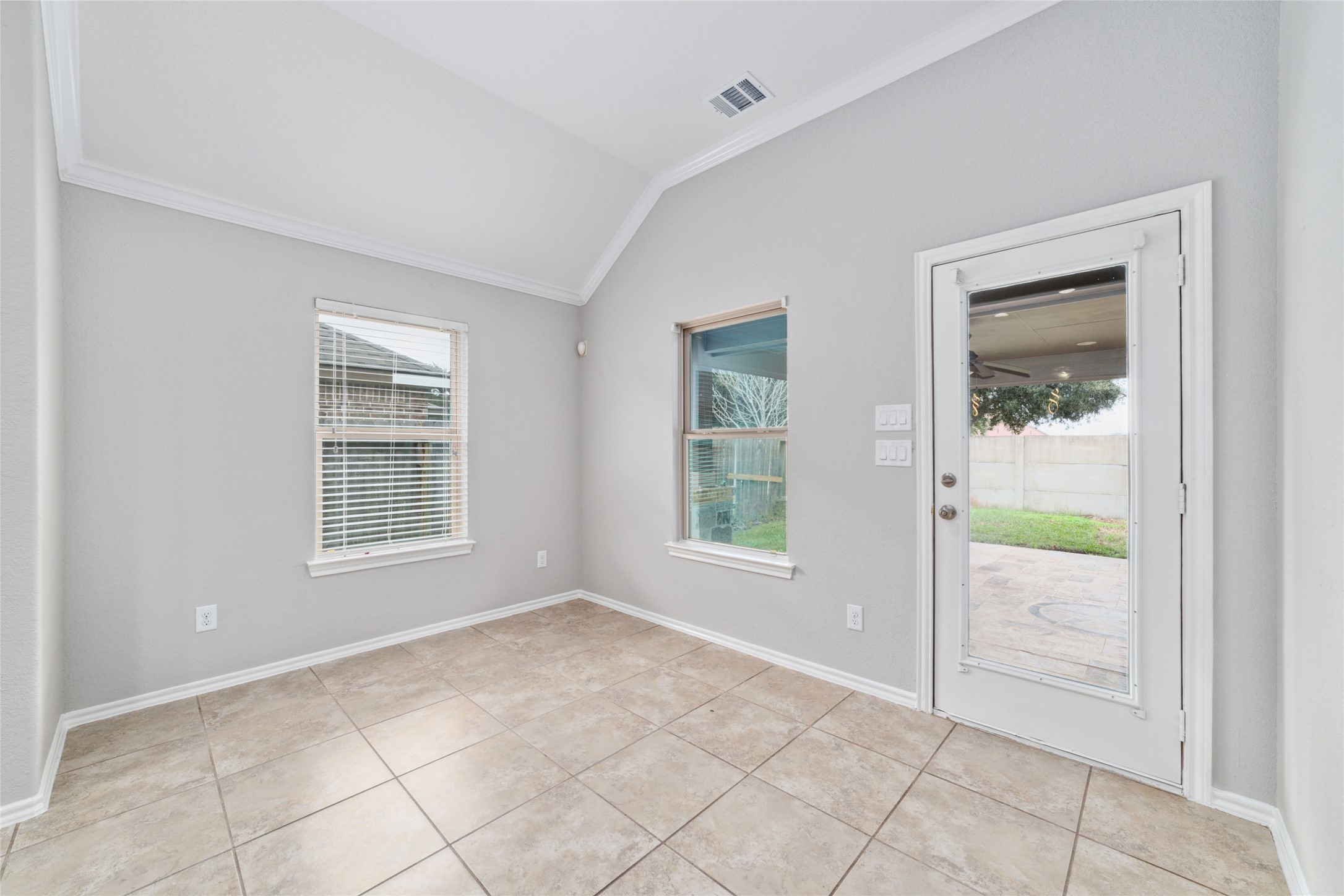 6834 Pear Point Lane Richmond, TX 77469 - Photo 16 of 25