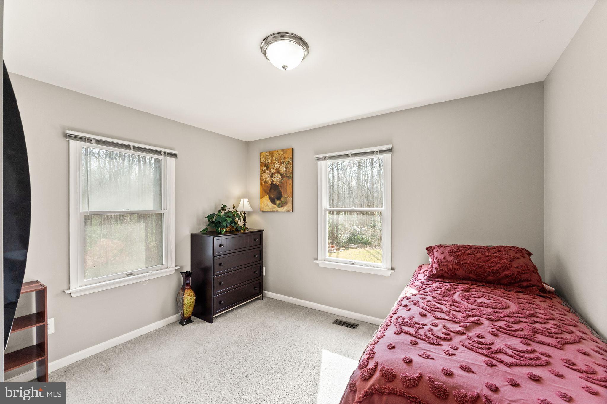 12427 Wright Way Bealeton, VA 22712 - Photo 25 of 55 Bedroom 2