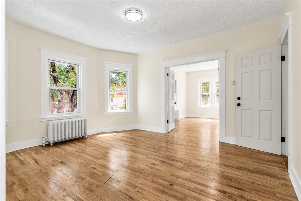 32-34 Vermont Street Springfield, MA 01108 - Photo 15 of 39 Gallery Image 15