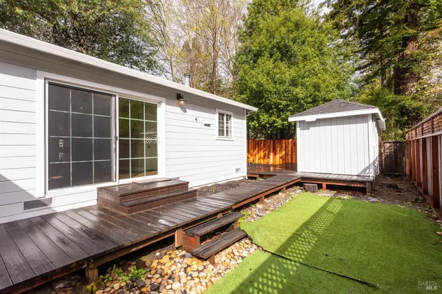 $389,000 | 17552 River Lane, Guerneville, CA 95446