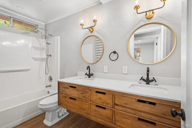 $389,000 | 17552 River Lane, Guerneville, CA 95446