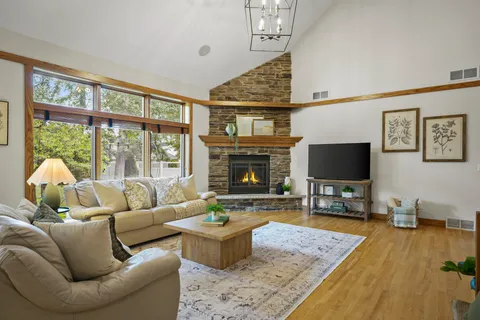 $1,175,000 | 5960 Oak Hollow Drive, McFarland, WI 53558