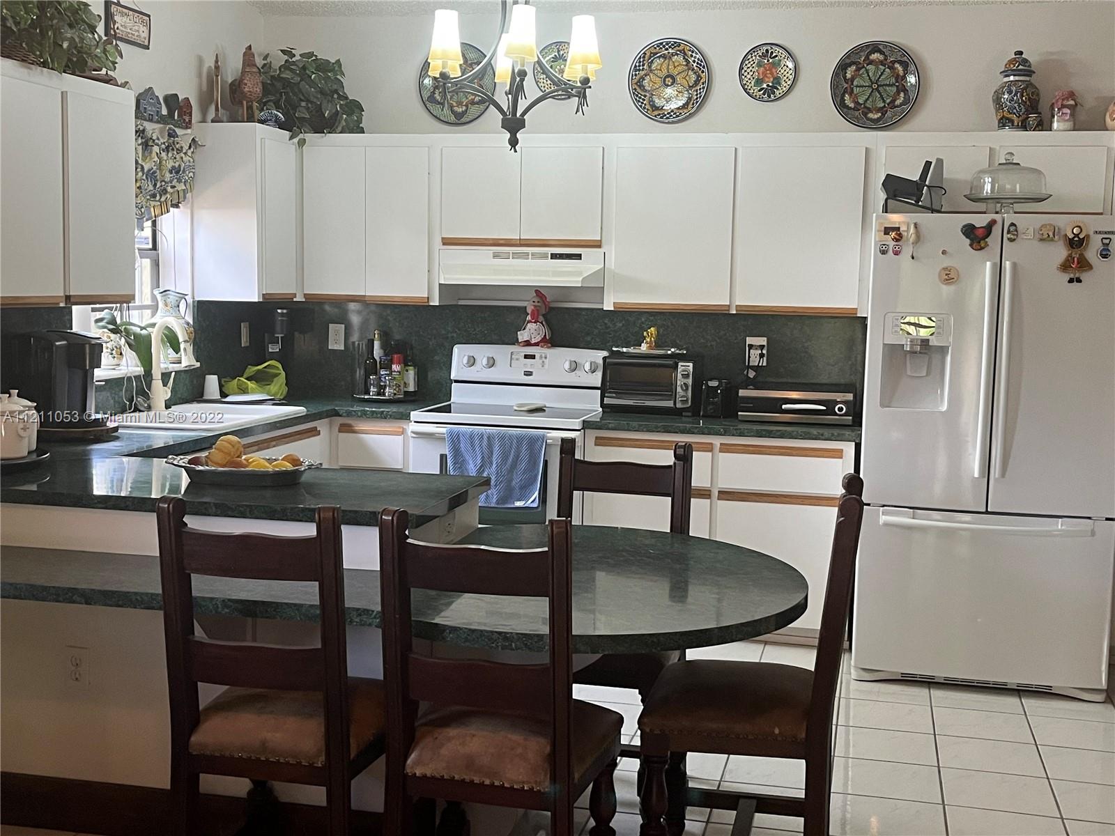 14730 Southwest 129th Place Road Miami, FL 33186 - Photo 4 of 14 Gallery Image 4
