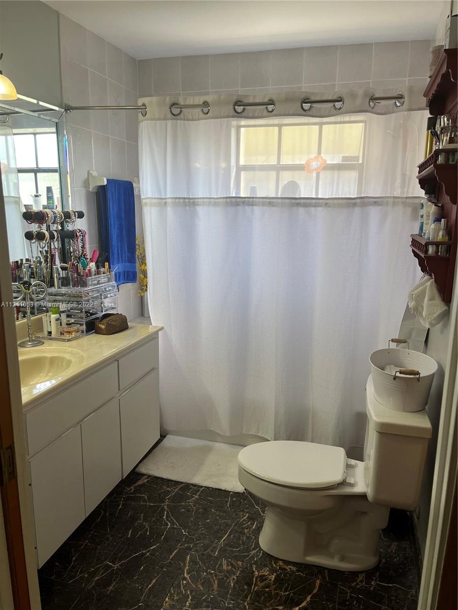 14730 Southwest 129th Place Road Miami, FL 33186 - Photo 9 of 14 Gallery Image 9